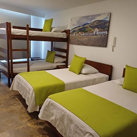 Hotel Milan ドゥイタマ エクステリア 写真